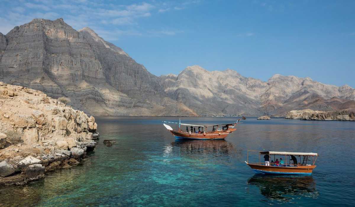 Enjoy your Musandam tours with dolphin watching